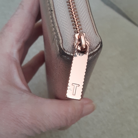 Ted Baker London gold tone leather zip wallet - Picture 8 of 10